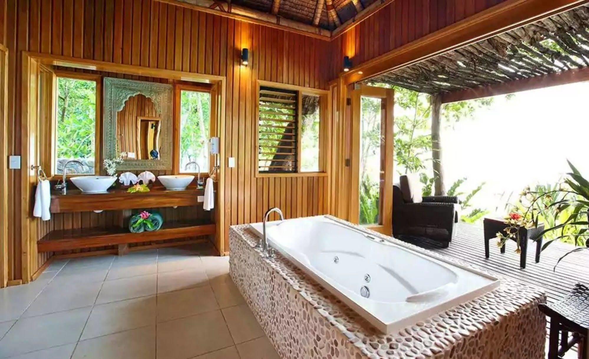 Namale Resort And Spa Savusavu Extérieur photo